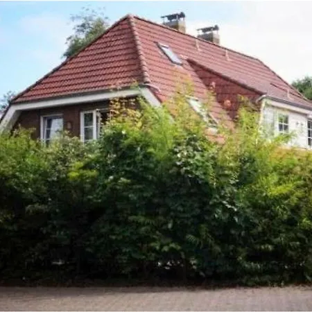 Tante Lollos Kajuete * Krummhörn
